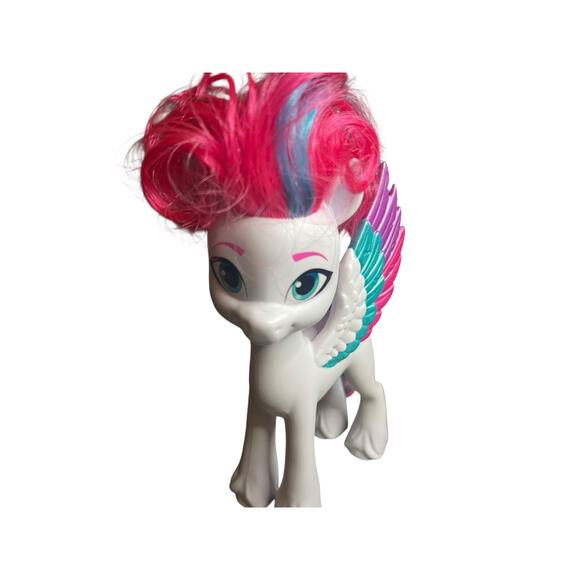 Hasbro Multicolor Rainbow My Little Pony Shining Adventures Zipp Storm Figure 6" - Picture 1 of 8